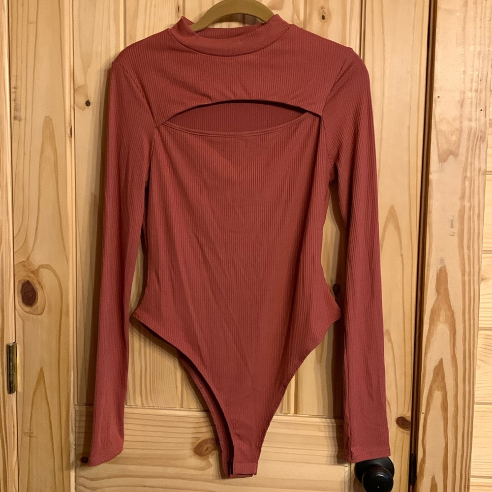 Peach Love Pink Rose Cutout Bodysuit Size Large